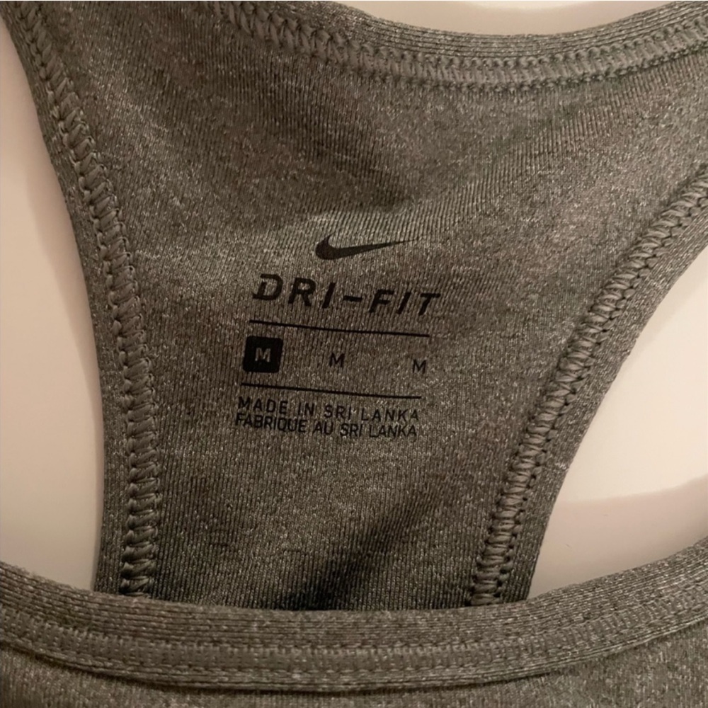 Nike Dri-Fit charcoal gray racerback sports bra size M - Picture 4 of 4